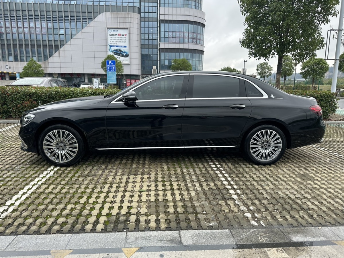 奔馳 奔馳E級  2022款 E 300 L 時尚型圖片