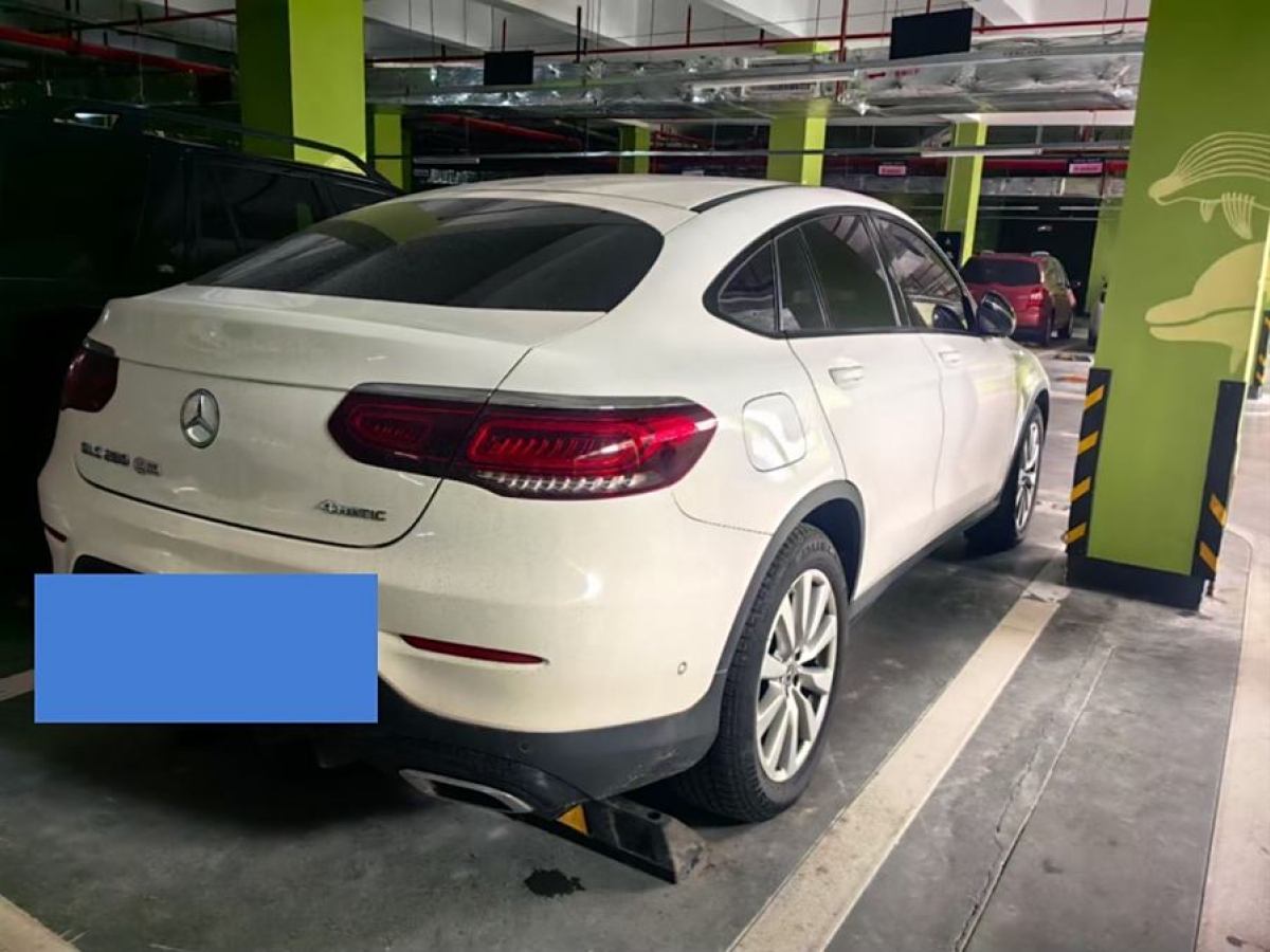 奔馳 奔馳GLC  2021款 GLC 260 4MATIC 轎跑SUV圖片