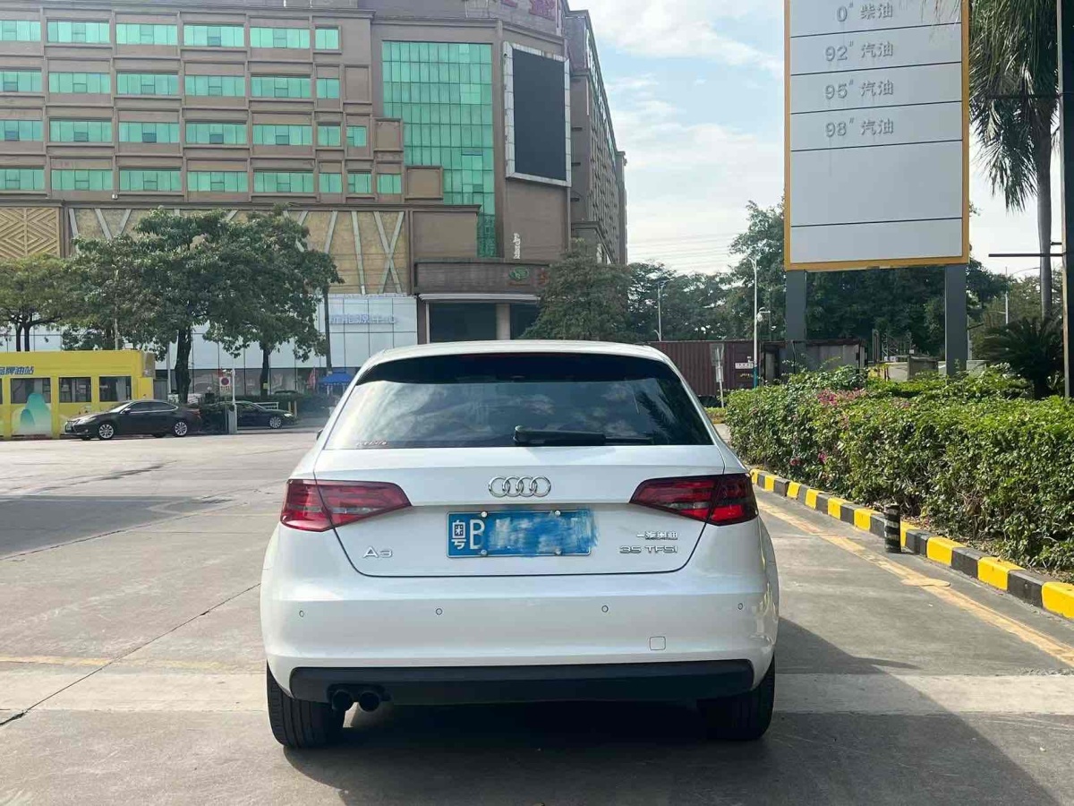 奧迪 奧迪A3  2016款 Sportback 35 TFSI 進(jìn)取型圖片