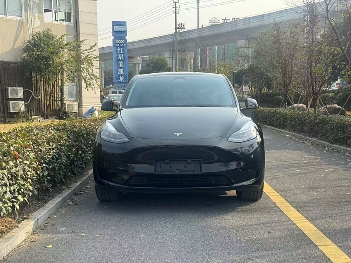 特斯拉 Model 3  2023款 煥新版 后輪驅(qū)動圖片