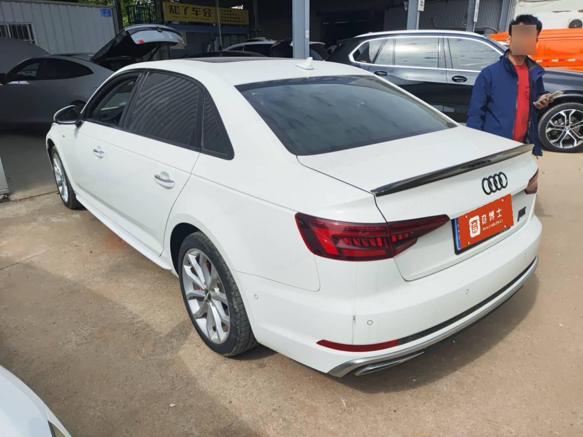 奧迪 奧迪A4L  2019款 40 TFSI 時(shí)尚型 國(guó)V圖片