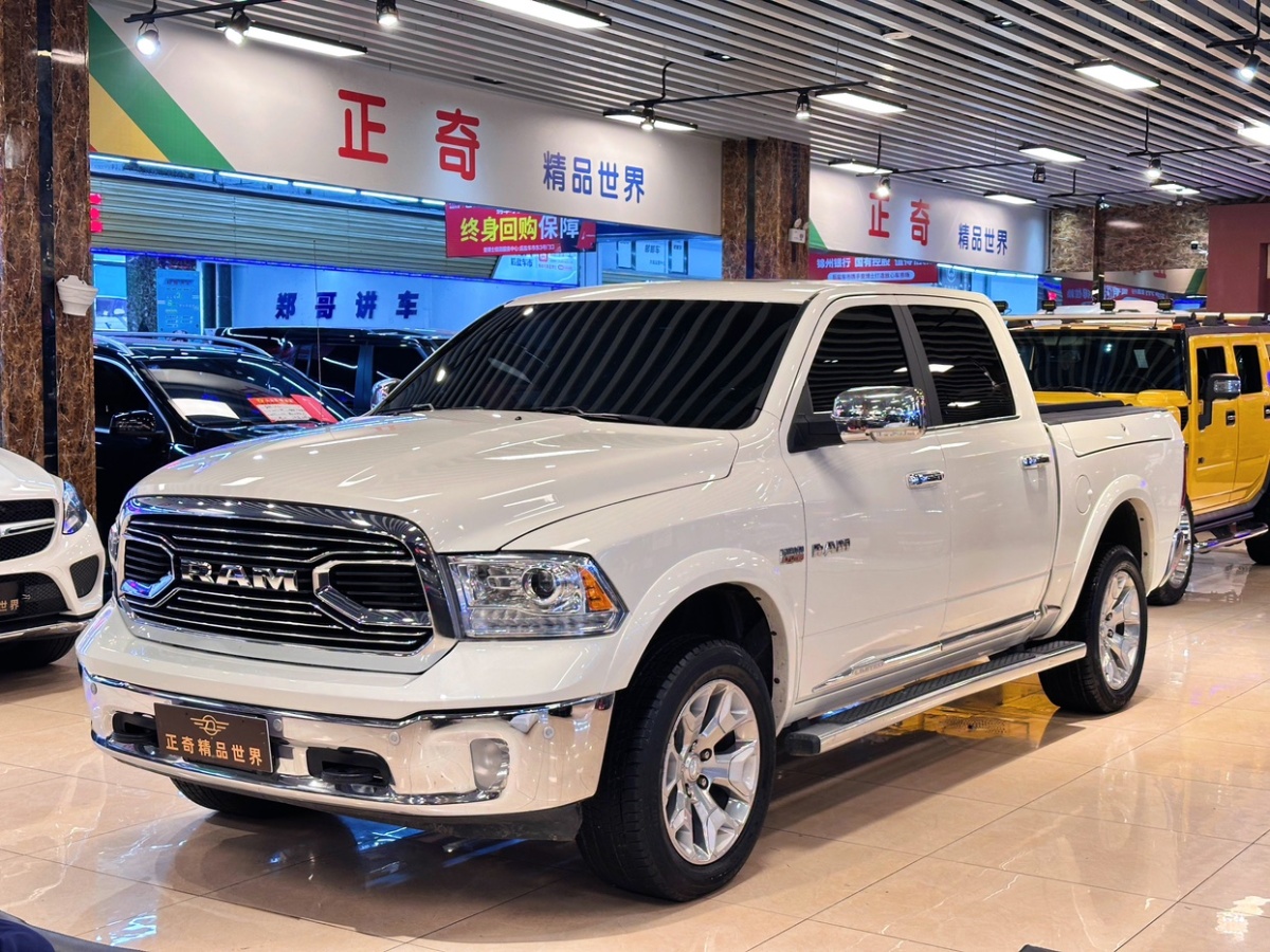 道奇 Ram  2017款 長(zhǎng)角號(hào) 5.7L 加長(zhǎng)版圖片