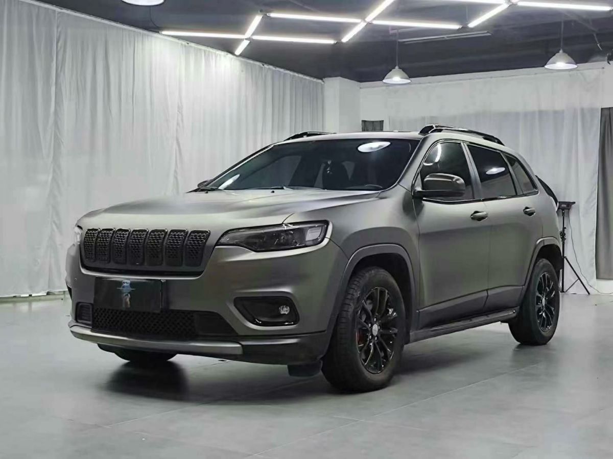 Jeep 自由光  2020款 2.0L 兩驅(qū)安全升級版圖片