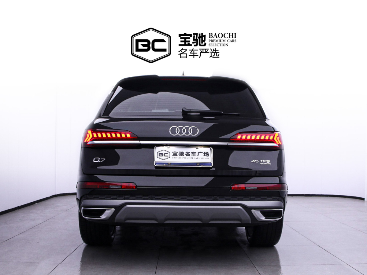 奧迪 奧迪Q7  2023款 45 TFSI quattro S line運(yùn)動型圖片