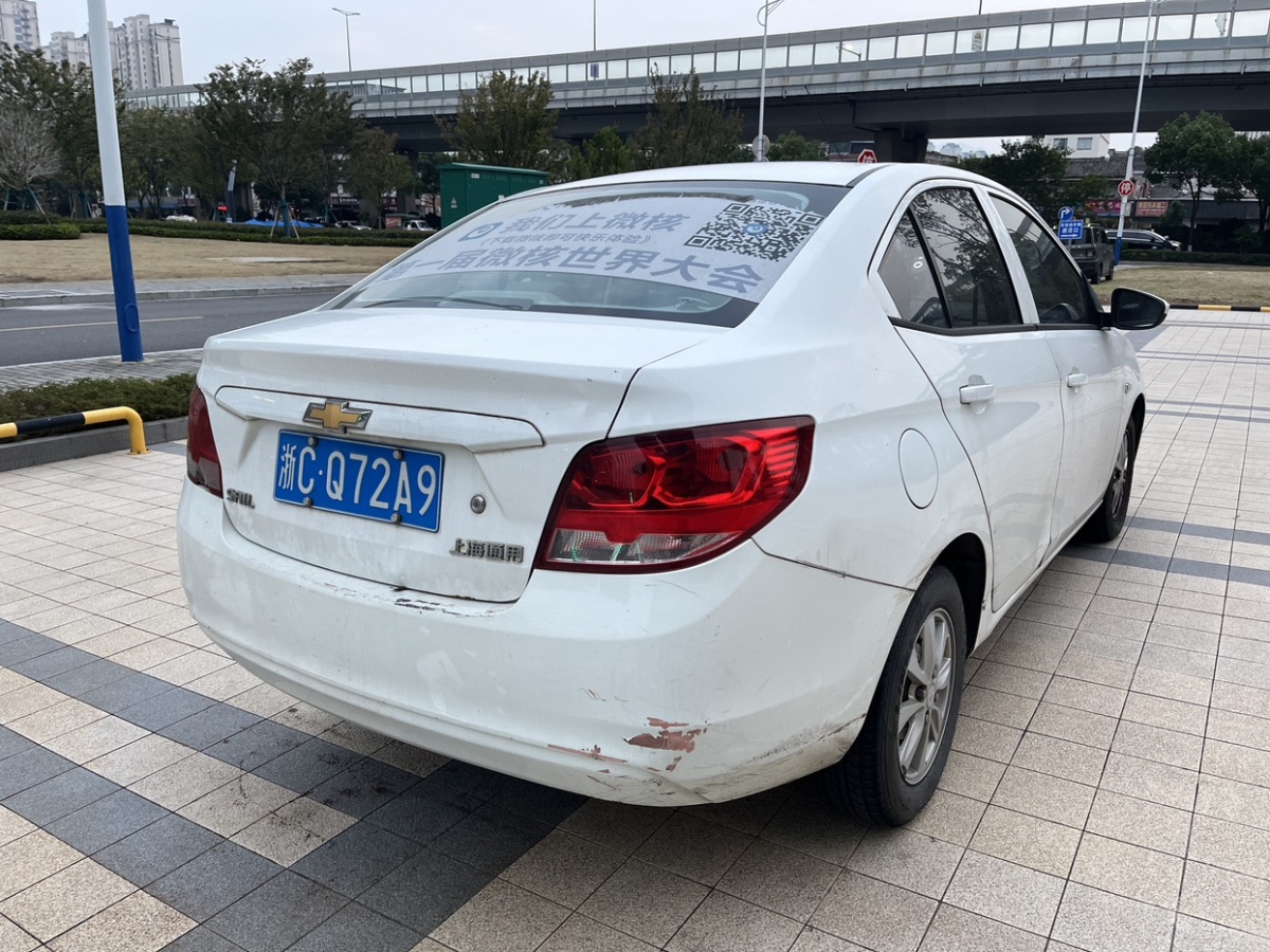 雪佛兰 赛欧  2015款 赛欧3 1.5L 手动理想天窗版图片