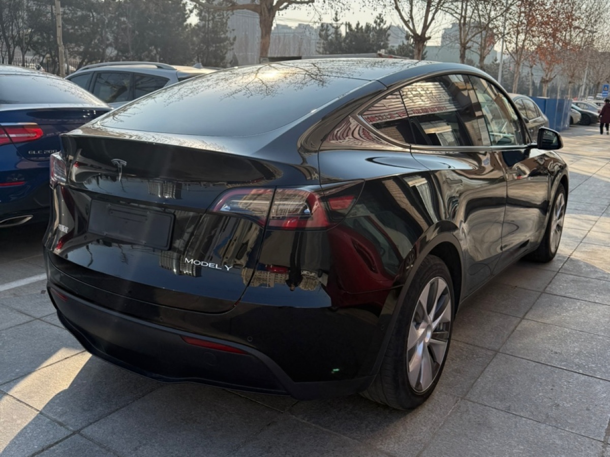 特斯拉 Model 3  2021款 改款 標準續(xù)航后驅升級版圖片