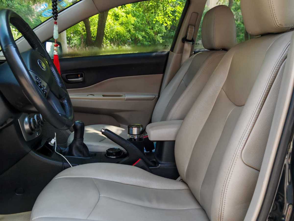 奔騰 B50  2011款 1.6L 手動豪華型圖片