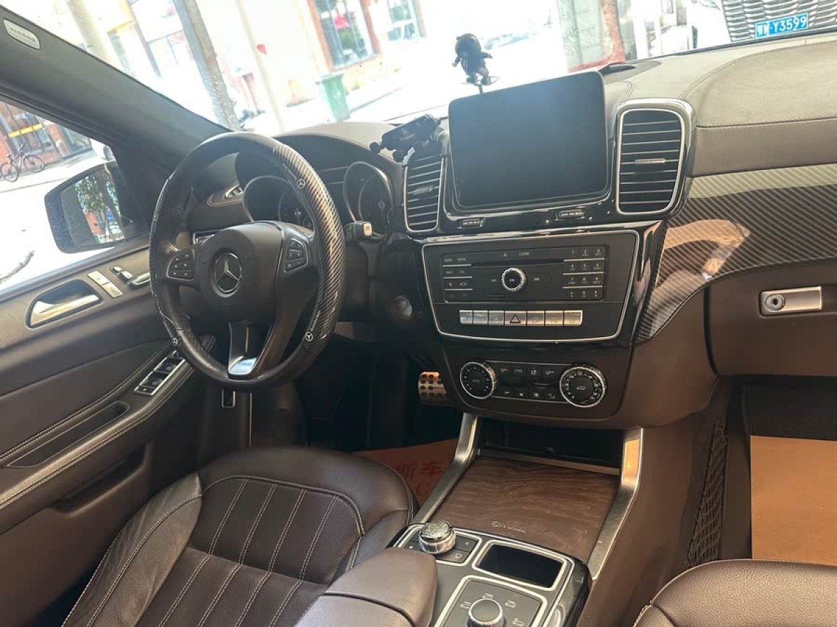 奔馳 奔馳GLE  2017款 GLE 320 4MATIC 動(dòng)感型圖片
