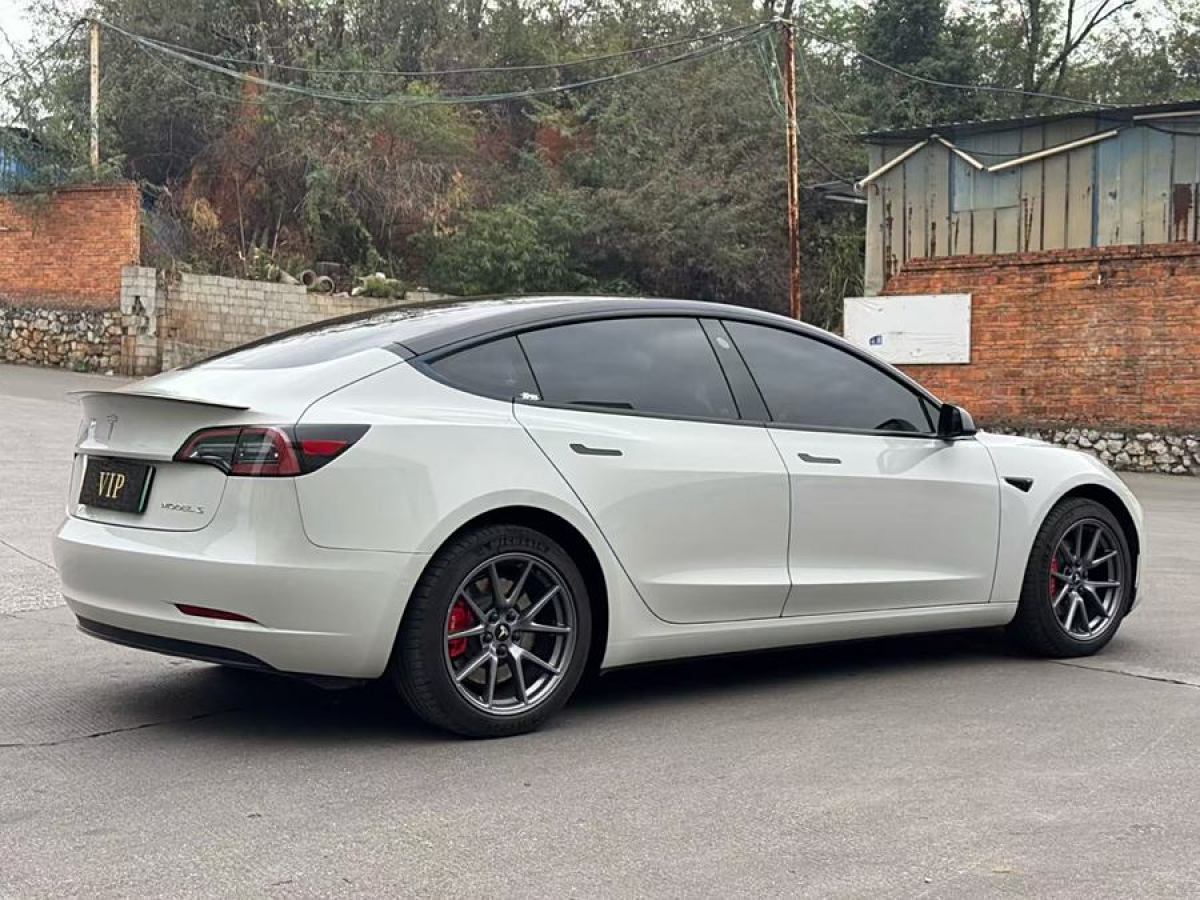 特斯拉 Model Y  2023款 后輪驅(qū)動(dòng)版圖片