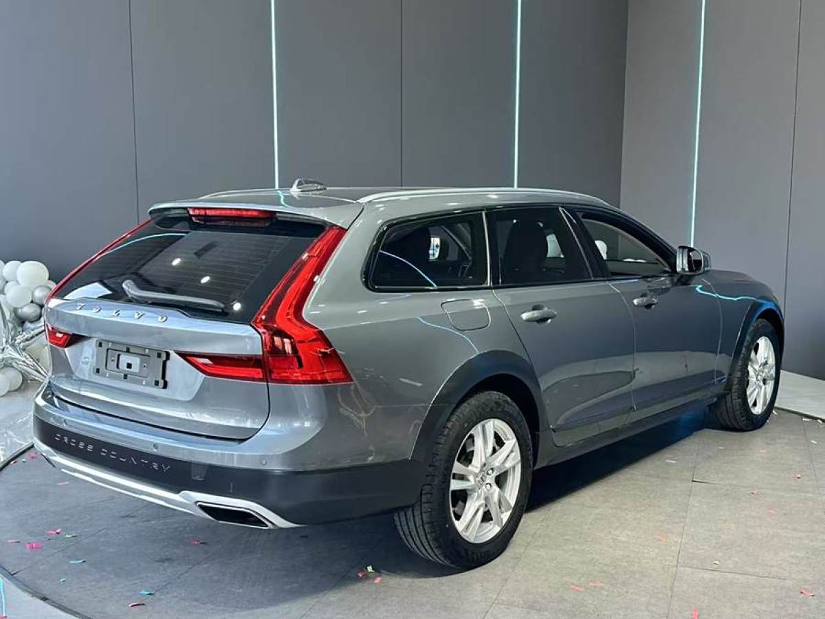 沃爾沃 V90  2019款 Cross Country T5 AWD 智遠版圖片