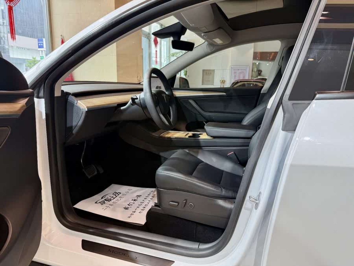 特斯拉 Model Y  2022款 改款 后輪驅動版圖片