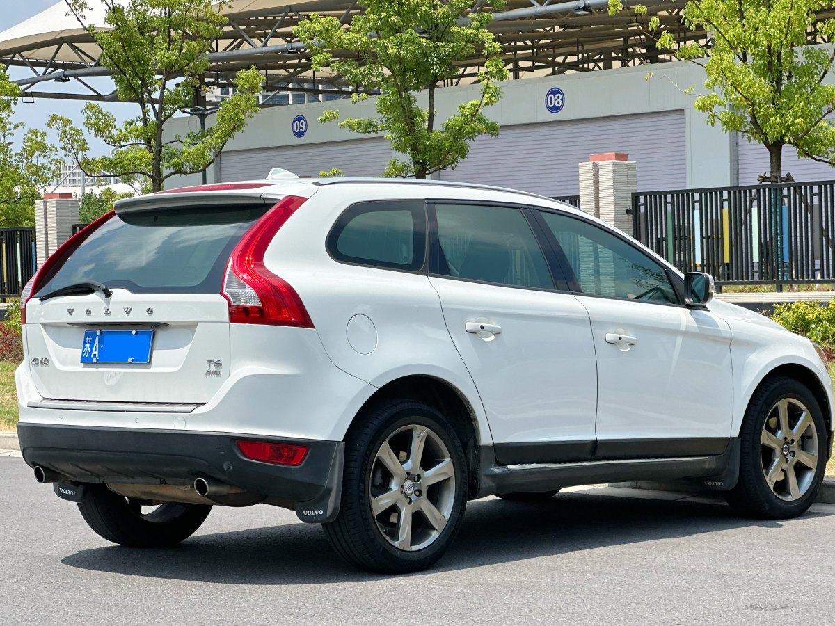 2012年11月沃爾沃 XC60  2013款 T6 AWD舒適版