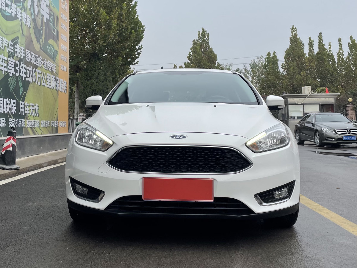 福特 ?？怂? 2018款 兩廂經(jīng)典 EcoBoost 180 自動精英型圖片