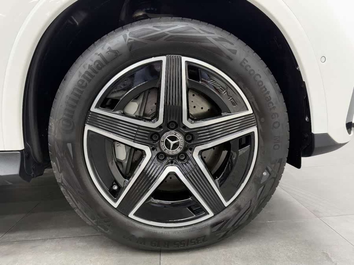 奔馳 奔馳GLC  2024款 GLC 260 4MATIC 轎跑SUV圖片