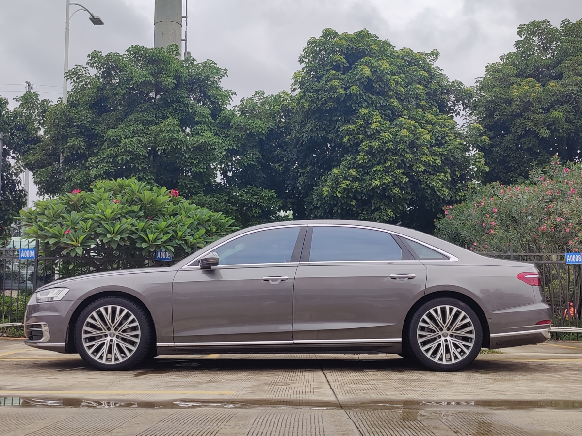 奧迪 奧迪A8  2018款 A8L 55 TFSI quattro豪華型圖片