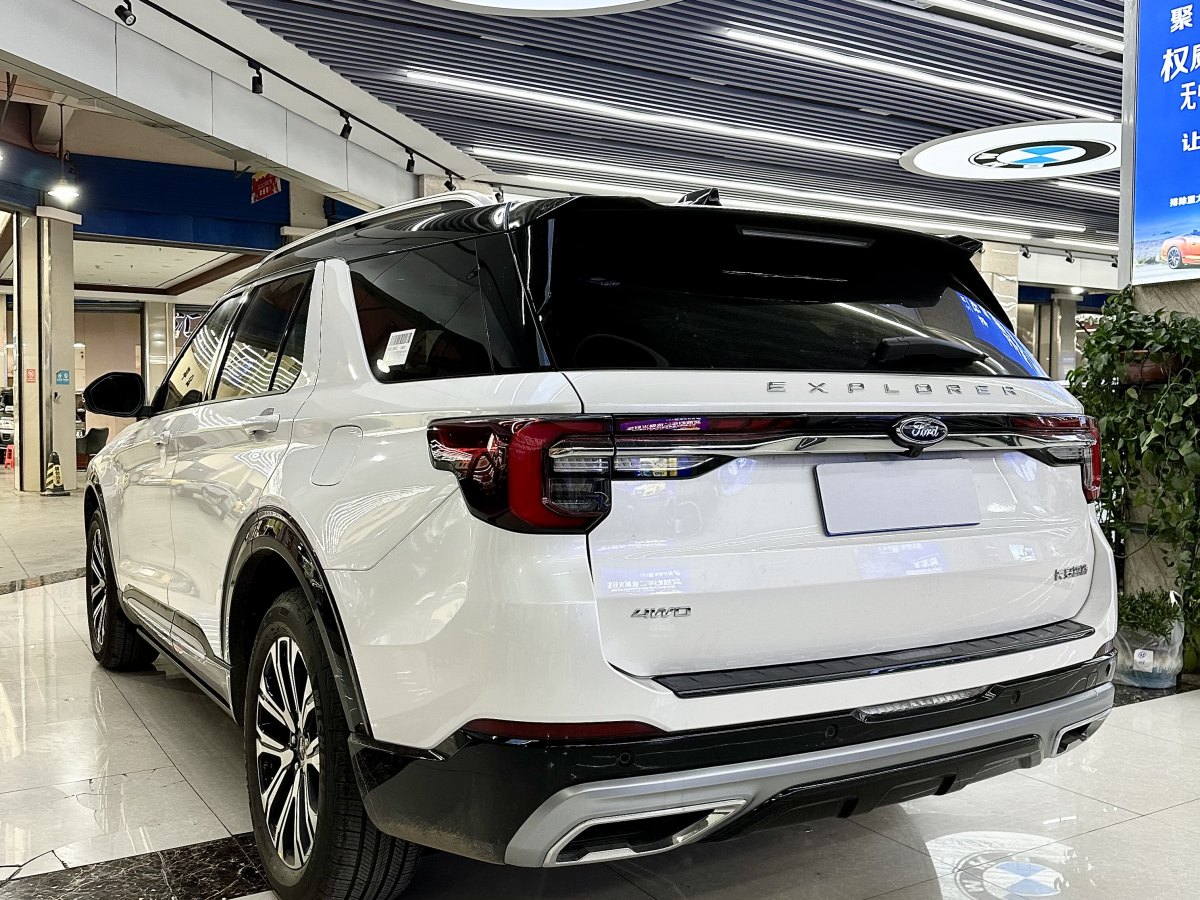 福特 探險(xiǎn)者  2024款 2.3T EcoBoost 四驅(qū)鈦金版 6座圖片