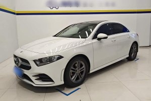奔馳A級 奔馳 改款 A 180 L 運(yùn)動轎車