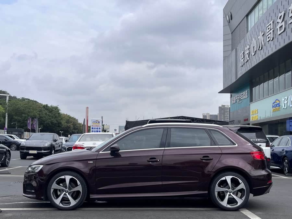 奧迪 奧迪A3  2017款 Sportback 35 TFSI 運(yùn)動(dòng)型圖片