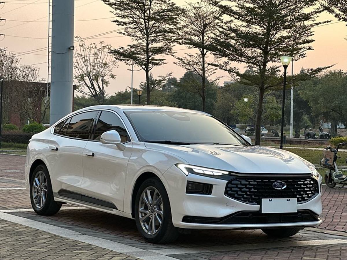 福特 蒙迪歐  2023款 EcoBoost 180 豪華型圖片