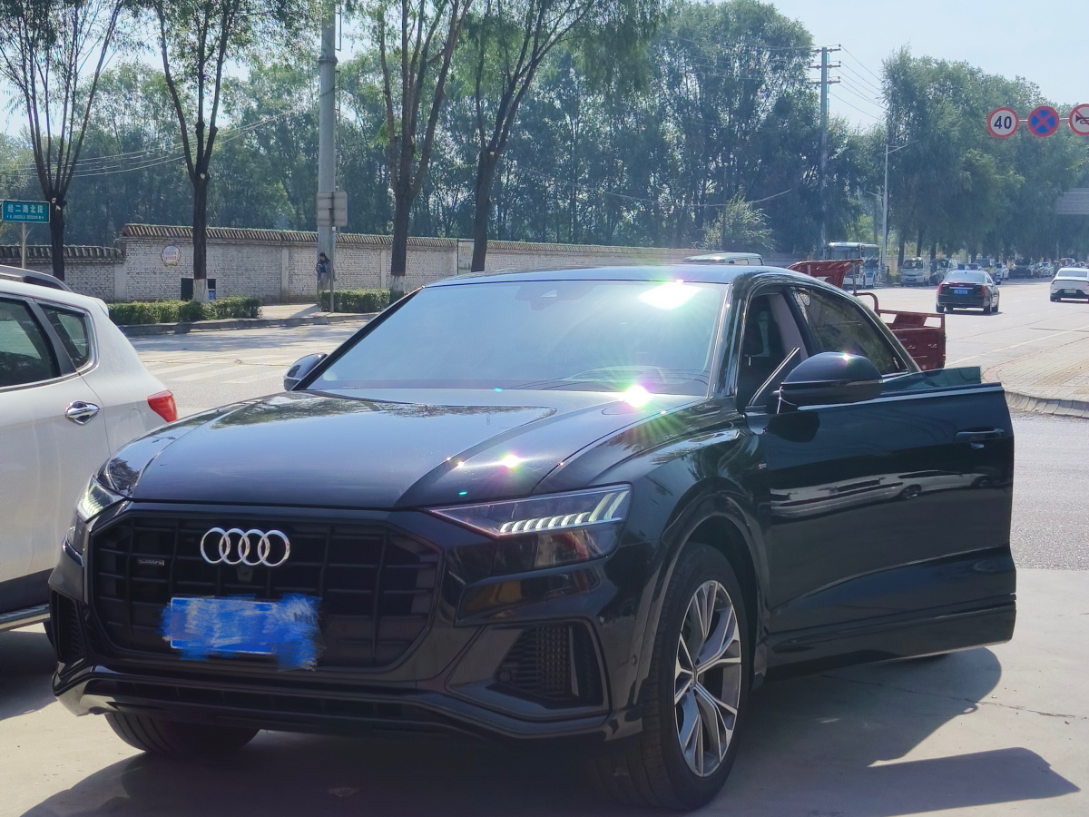 奧迪 奧迪Q8  2022款 55 TFSI 豪華動感型圖片