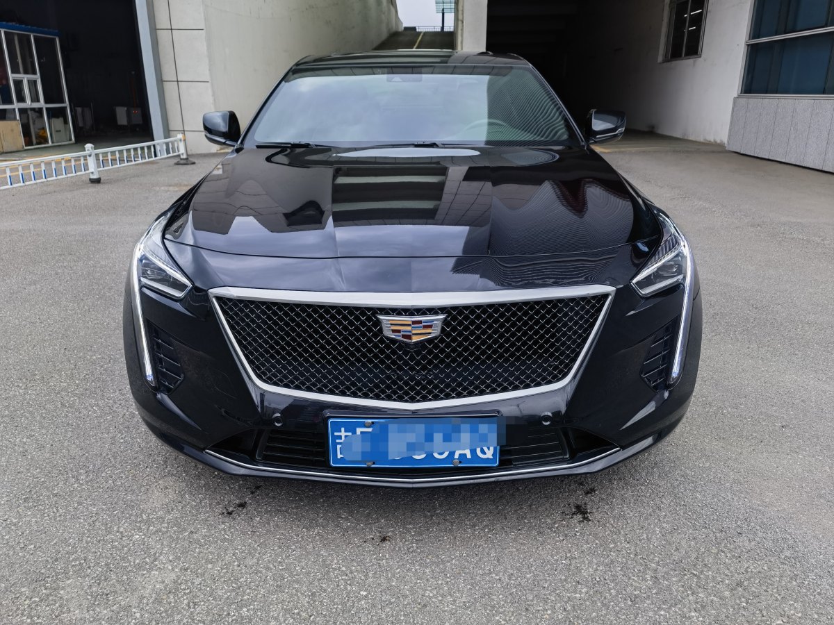 凱迪拉克 CT6  2020款 改款 28T 領(lǐng)先運(yùn)動(dòng)型圖片