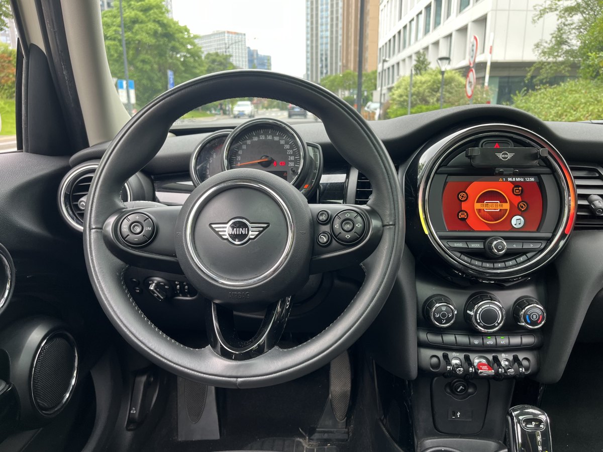 MINI MINI  2020款 1.5T ONE 五门版图片