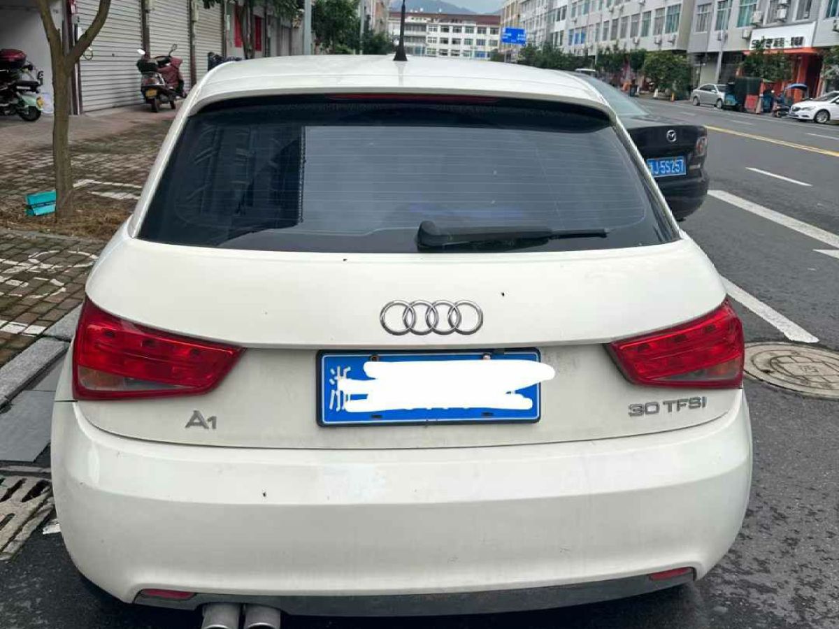 奧迪 奧迪A1  2014款 A1 1.4TFSI 30TFSI 技術型圖片