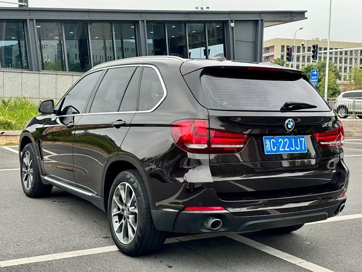 寶馬 寶馬X5  2014款 xDrive35i 領(lǐng)先型圖片