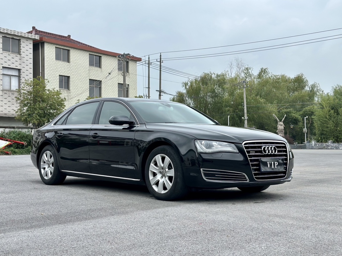 2014年3月奧迪 奧迪A8  2013款 A8L 45 TFSI quattro舒適型