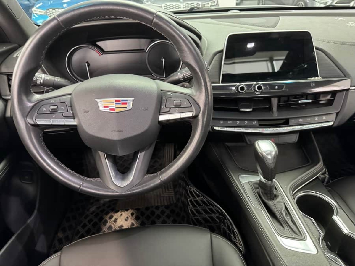 凱迪拉克 CT4  2020款 28T 時(shí)尚型圖片