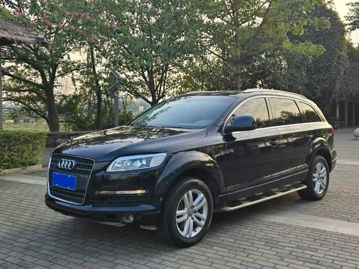 奧迪 奧迪Q7  2009款 Q7 3.6 FSI 技術(shù)越野版圖片