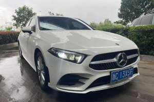 奔馳A級 奔馳 改款 A 200 L 運動轎車時尚型