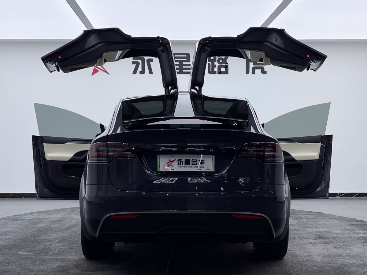 2023年12月特斯拉 Model X  2023款 三電機全輪驅(qū)動 Plaid版