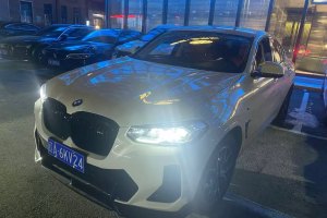 宝马X4 宝马 xDrive 25i M运动套装