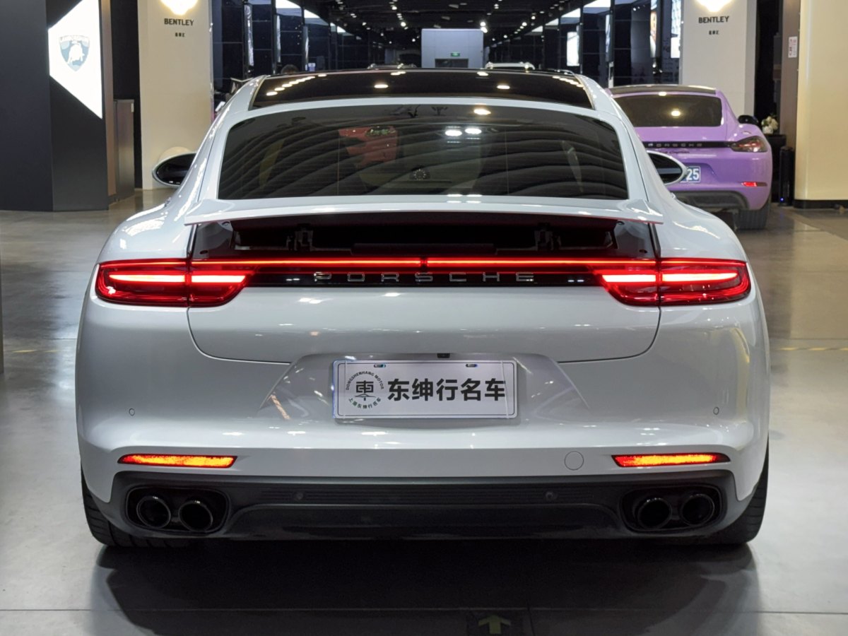 保時(shí)捷 Panamera  2017款 Panamera 行政加長(zhǎng)版 3.0T圖片