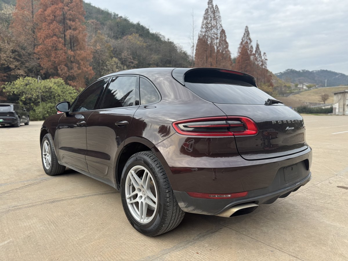 保時(shí)捷 Macan  2016款 Macan 2.0T圖片