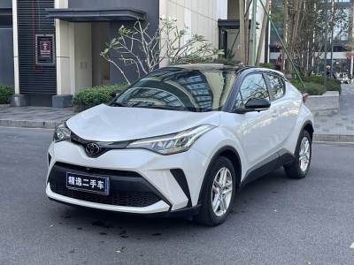 2021年11月 豐田 C-HR 2.0L 舒適版圖片