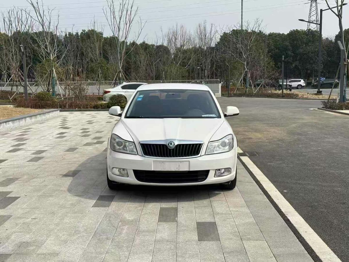 斯柯達(dá) 明銳  2012款 1.6L 自動(dòng)逸俊版圖片