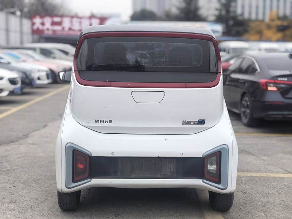 五菱 五菱NanoEV  2022款 樂享款圖片