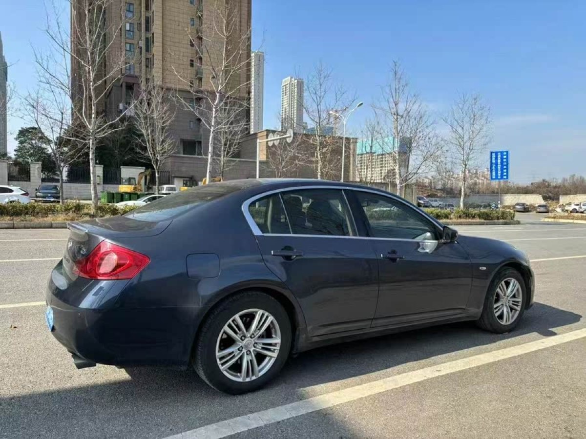 英菲尼迪 G系  2013款 G25 Sedan 豪華運(yùn)動版圖片