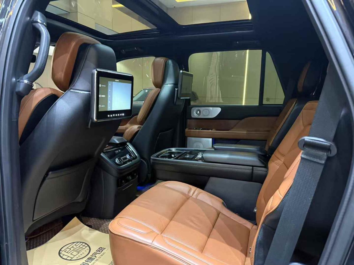 林肯 領(lǐng)航員  2019款 3.5T 尊耀版 國VI圖片