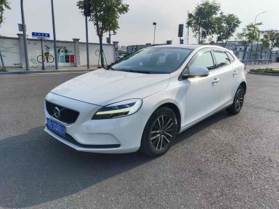 2018年3月 沃尔沃 V40(进口) T3 智逸版图片