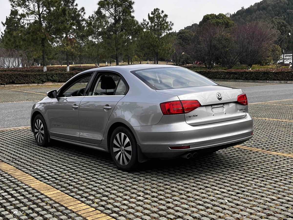 大眾 速騰  2015款 230TSI 手動豪華型圖片