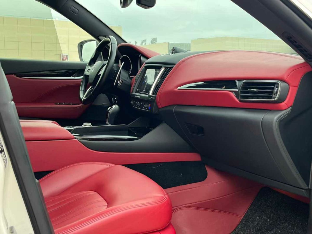 瑪莎拉蒂 Levante  2019款 3.8T GTS圖片