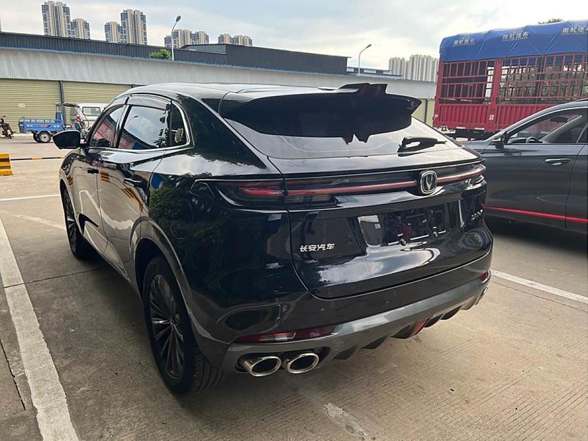 長(zhǎng)安 長(zhǎng)安UNI-K  2021款 2.0T 豪華型圖片