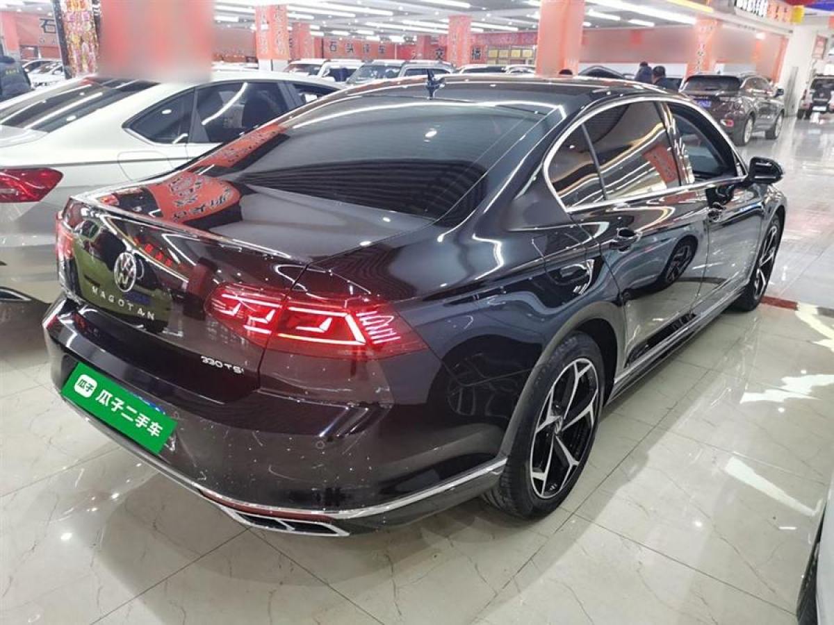 大眾 邁騰  2023款 200萬輛紀念版 330TSI DSG領(lǐng)先型圖片