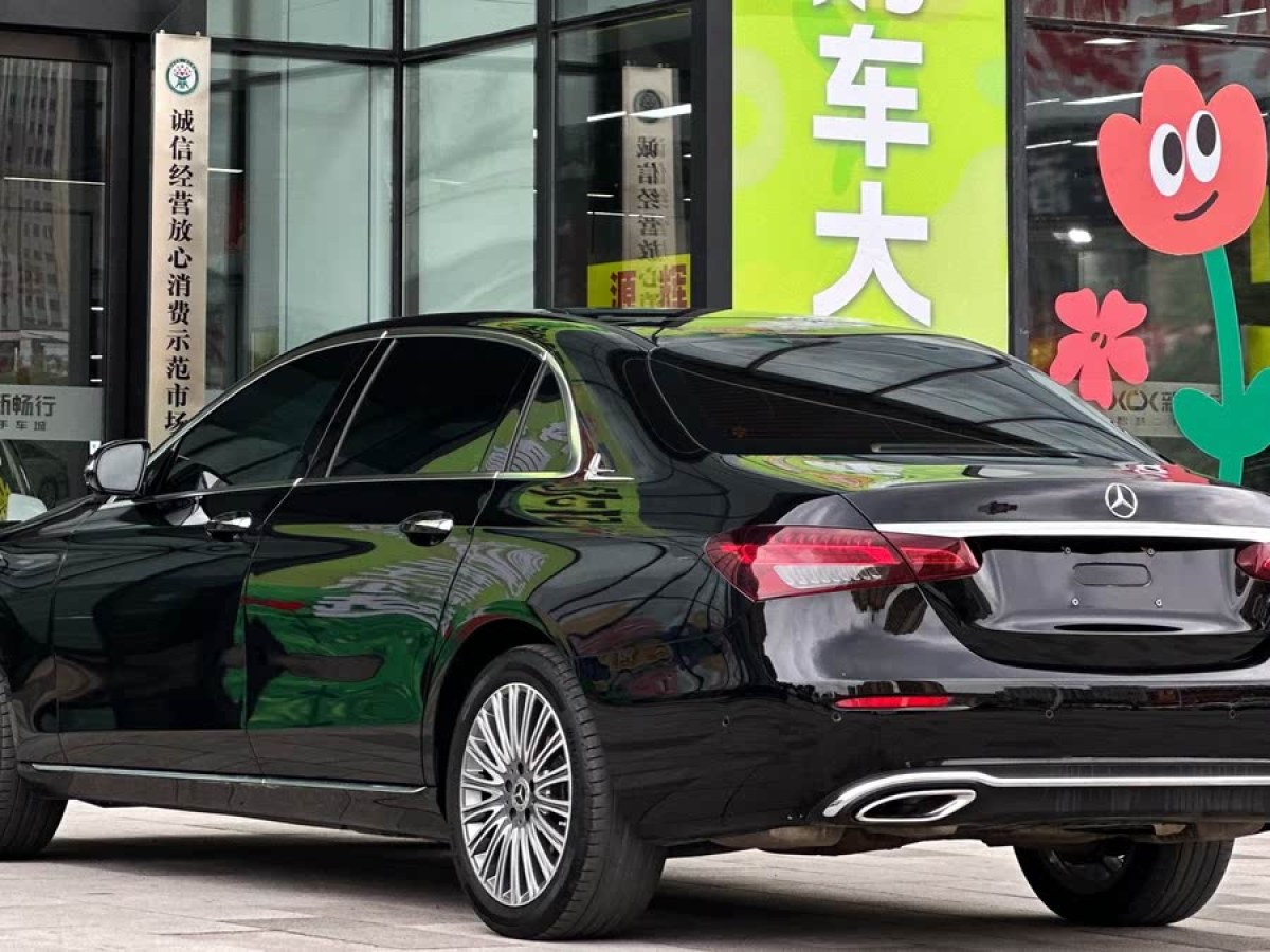 奔馳 奔馳E級(jí)  2022款 改款 E 300 L 豪華型圖片