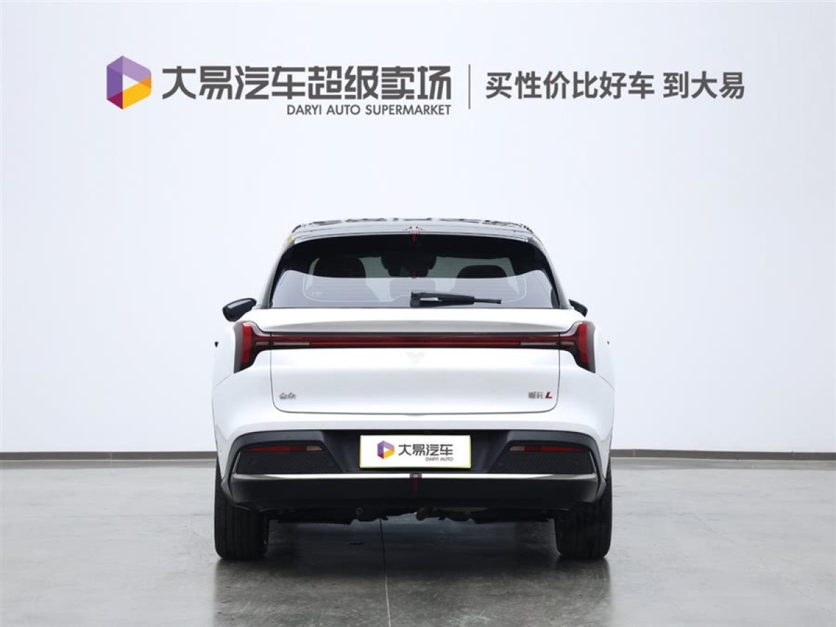 哪吒 哪吒L  2024款 增程 220 閃充版圖片