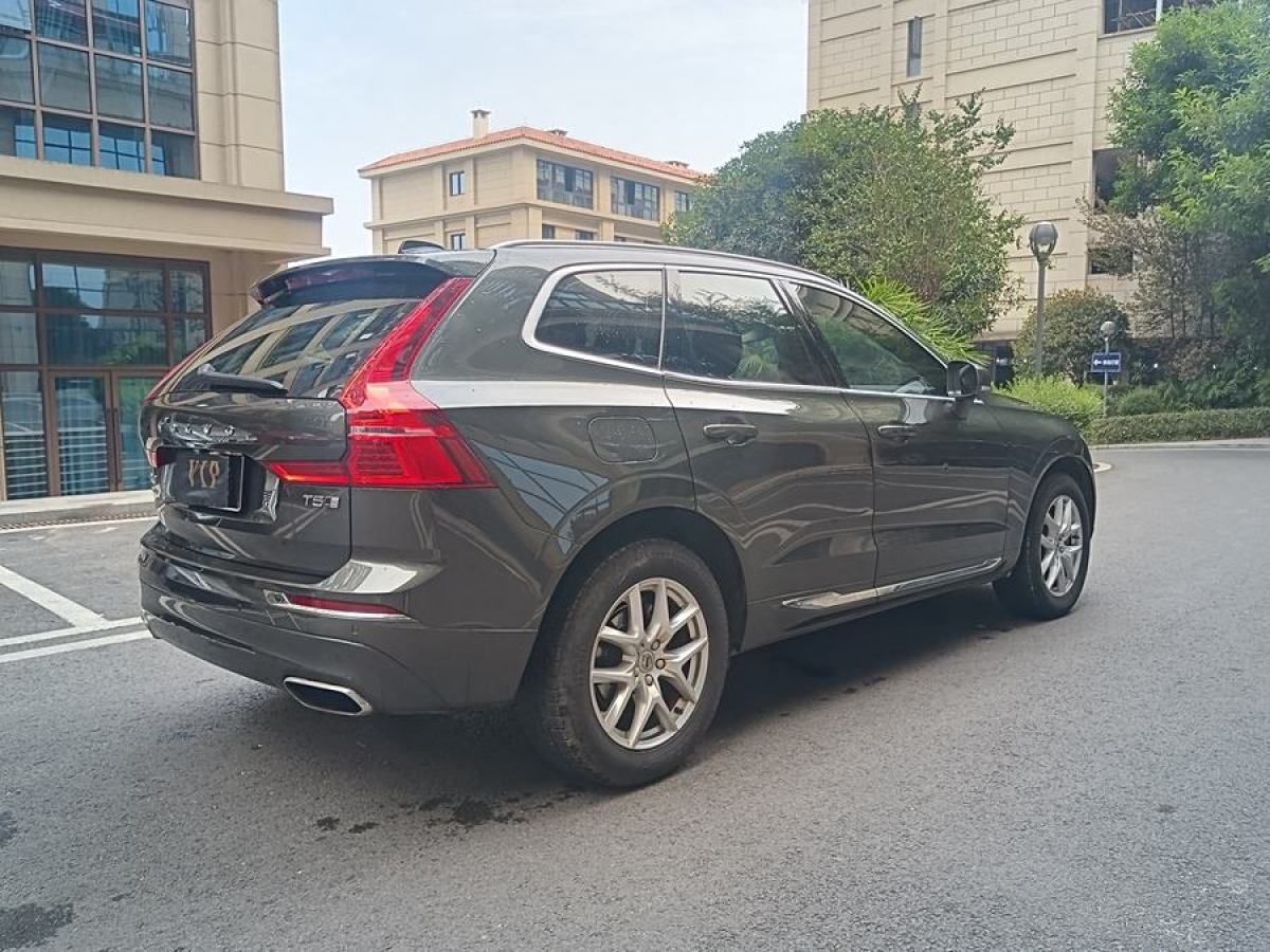 沃爾沃 XC60  2020款 T5 四驅智逸豪華版圖片