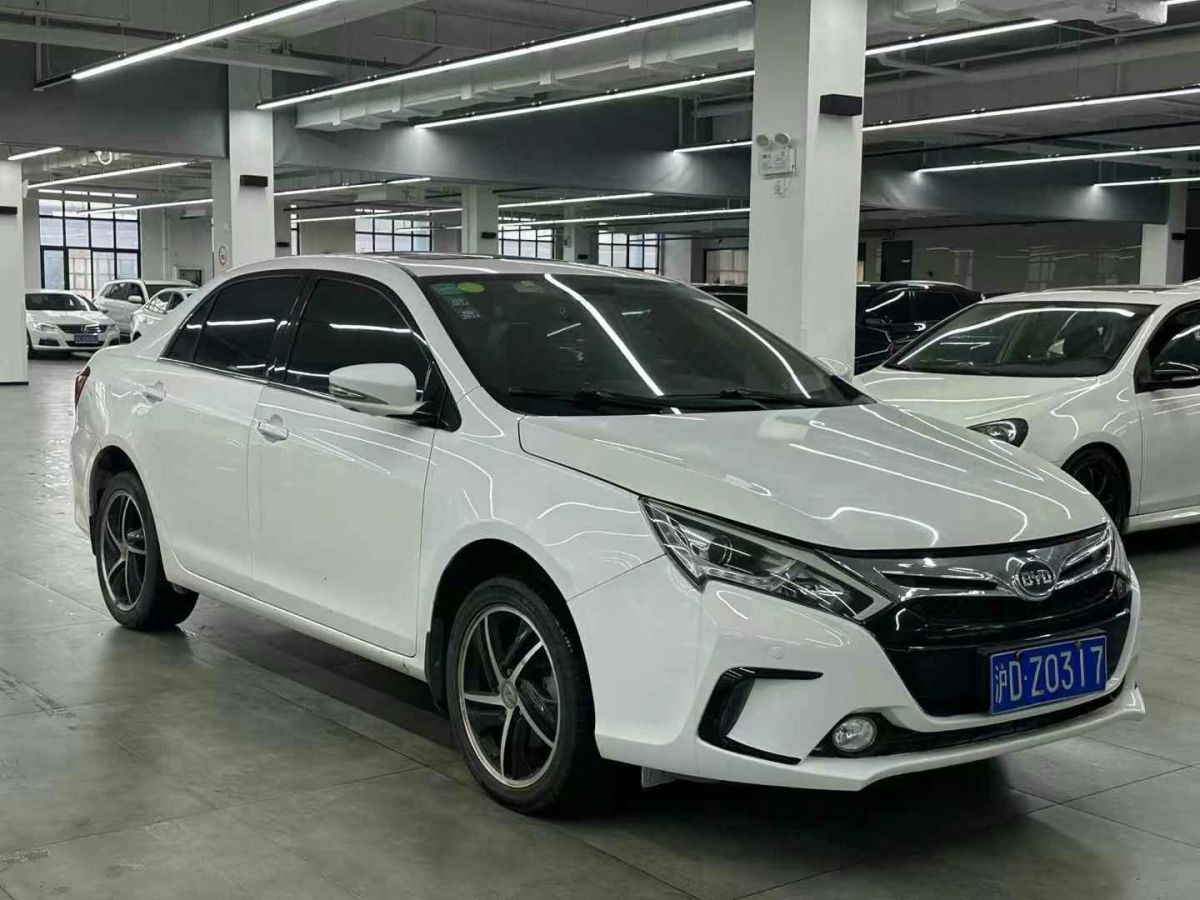 比亞迪 秦  2014款 1.5T 尊貴型圖片